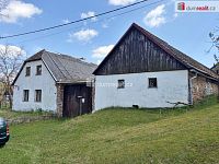 malá zemědělská usedlost