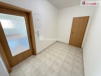 Pronájem bytu 3+kk 79 m2 terasa 7 m2 novostavba garážové stání - 12