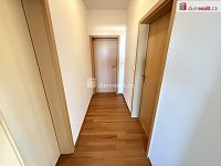 Pronájem bytu 3+kk 79 m2 terasa 7 m2 novostavba garážové stání - 9