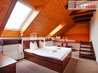 K prodeji, víceúčelový objek s pozemkem (9.897 m2), Hůrka č.p. 72, Horní Planá, Vodní nádrž Lipno - 17