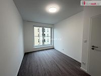 Pronájem bytu 2+kk, 48m2 v rezidenci Rolavská - ložnice