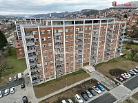 Pronájem prostorného bytu 2+1 s balkonem, 72 m², Zlín – Morýsovy domy - 13