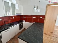 Pronájem prostorného bytu 3+kk, 71 m2 + sklep - 7