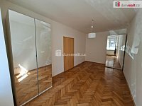 Pronájem prostorného bytu 3+kk, 71 m2 + sklep - 9