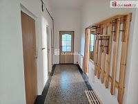 Pronájem prostorného bytu 3+1 o výměře 106m2 s prosklenou verandou, ul.Purkyňova, Děčín - 15