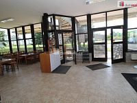 Zavedený hotel s restaurací přímo na sjezdu u dálnice u Chebu - Odrava - 4