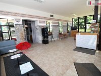 Zavedený hotel s restaurací přímo na sjezdu u dálnice u Chebu - Odrava - 7