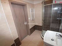 Pronájem bytu 1+kk, 30m² + balkon, ul. Federova, Praha 9- Kyje - 6