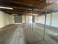 Poděbrady - pronájem garáže se 2 vjezdy 90 m2