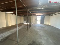 Poděbrady - pronájem garáže se 2 vjezdy 90 m2 - 7