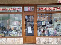 pronájem zavedené prodejny Knihy-Hračky-Papír ve Zruči nad Sázavou, okres Kutná Hora