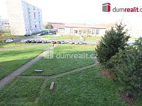 Pronájem bytu 3+1 s balkonem v Ostrově  - 21