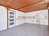 Prodej RD 7+1 350m2 se stodolou pozemek 1685m2 - 4