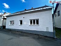Rodinný dům s garáží a zahradou, Pernink - 10
