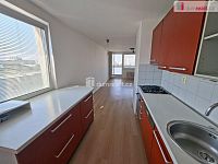 Pronájem prostorného bytu 4+kk /L/sklep, Praha 4, metro Háje - 2