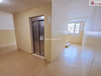 Pronájem prostorného bytu 4+kk /L/sklep, Praha 4, metro Háje - 24