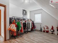 Prodej rodinného domu 4kk, garáž. Pomezí nad Ohří - 8