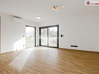 Prodej novostavby, Kolová - obývací pokoj