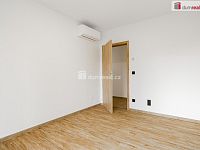 Prodej novostavby, Kolová - pokoj