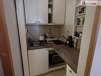 Pronájem 1kk 32m2 P1 Staré Město Dlouhá rekonstrukce zařízený - 4