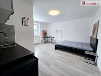 Pronájem bytu 1+kk, 22 m2, Lužná - 2