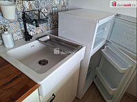Pronájem garsoniéry s velým balkonem, komorou a sklepem, Praha 4 - Kamýk - 9