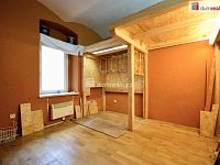 Pronájem bytu 53 m2 + sklep, náměstí Dr. M. Horákové, Karlovy Vary - 12