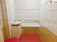 Pronájem bytu 53 m2 + sklep, náměstí Dr. M. Horákové, Karlovy Vary - 7
