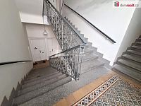 pronájem 3kk 82m2 P2 Vinohrady Chodská nezařízen - 22