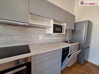 pronájem 3kk 82m2 P2 Vinohrady Chodská nezařízen - 3