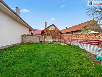 Rodinný dům 3+1 se dvorem Nový Přerov - 14