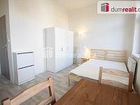 Pronájem bytu 1+kk 22 m2 P5 Smíchov zařízený po rekonstrukci - 3