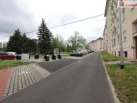 Bytová jednotky 1+kk určená k rekonstrukci ve zvýšeném přízemí cihlového domu v Sokolově - 17