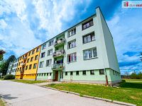 K prodeji, byt 2+1 s balkónem a 2 sklepy, Revoluční 201, České Velenice - 14