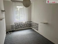  Pronájem 3kk 64m2 P9 Střížkov panel v původním stavu lodžie 5,7m2 částečně zařízeno - 7