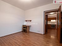 Pronájem bytu 2+KK, 45 m2 + B 5 m2 + Garáž, 20 m2  - Rakovník - 8