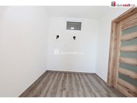 Světlý byt 2+1, 43,5 m2 + 5 m2 lodžie, 5.patro, OV, panel po rekonstrukci, Praha 12 - Kamýk - 17