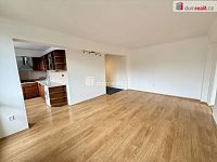 Pronájem světlého bytu 3+1 se dvěma balkony | Kralupy nad Vltavou – sídliště Hůrka - 7