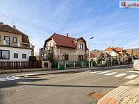 Prodej tradičního RD s pozemkem 695 m2, Nelahozeves - 2