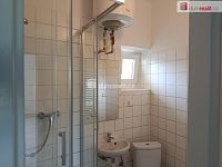 Velmi pěkný byt 1+kk po rekonstrukci, Praha 4 - Michle - 12