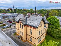 Krásný prostorný byt 4+kk ve druhém patře cihlového domu v centru Mariánských Lázní - 29