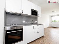 Světlý byt 2+kk, 44 m2 + 4,3 m2 lodžie, 3.p / 4 NP, OV, panel, Praha 4 - Braník - 12