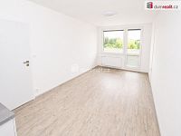 Světlý byt 2+kk, 44 m2 + 4,3 m2 lodžie, 3.p / 4 NP, OV, panel, Praha 4 - Braník - 9