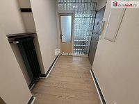 Pronájem bytu 4+1 85 m2 balkon cihla Žernovská P10 nezařízený - 18