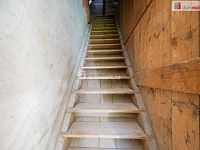 K prodeji, hlavní obytná část zemědělské usedlosti se 2 čísly popisnými v započaté rekostrukci, Opatovice 25 a 27, Hrdějovice - 16