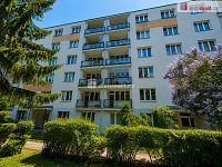 Světlý byt 2+1 k rekonsturkci, 62 m2 + 4 m2 lodžie, 1 .patro, OV, panel po rek. Praha 15 - Hostivař - 28