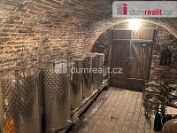 Vinný sklep s vinicí - 4