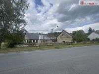Rodinný dům s rozlehlým pozemkem, Třebčice - 4