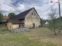 Rodinný dům s rozlehlým pozemkem, Třebčice - 8
