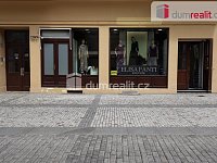 Pronájem komerčního prostoru v samotném centru Karlových Varů  - 17